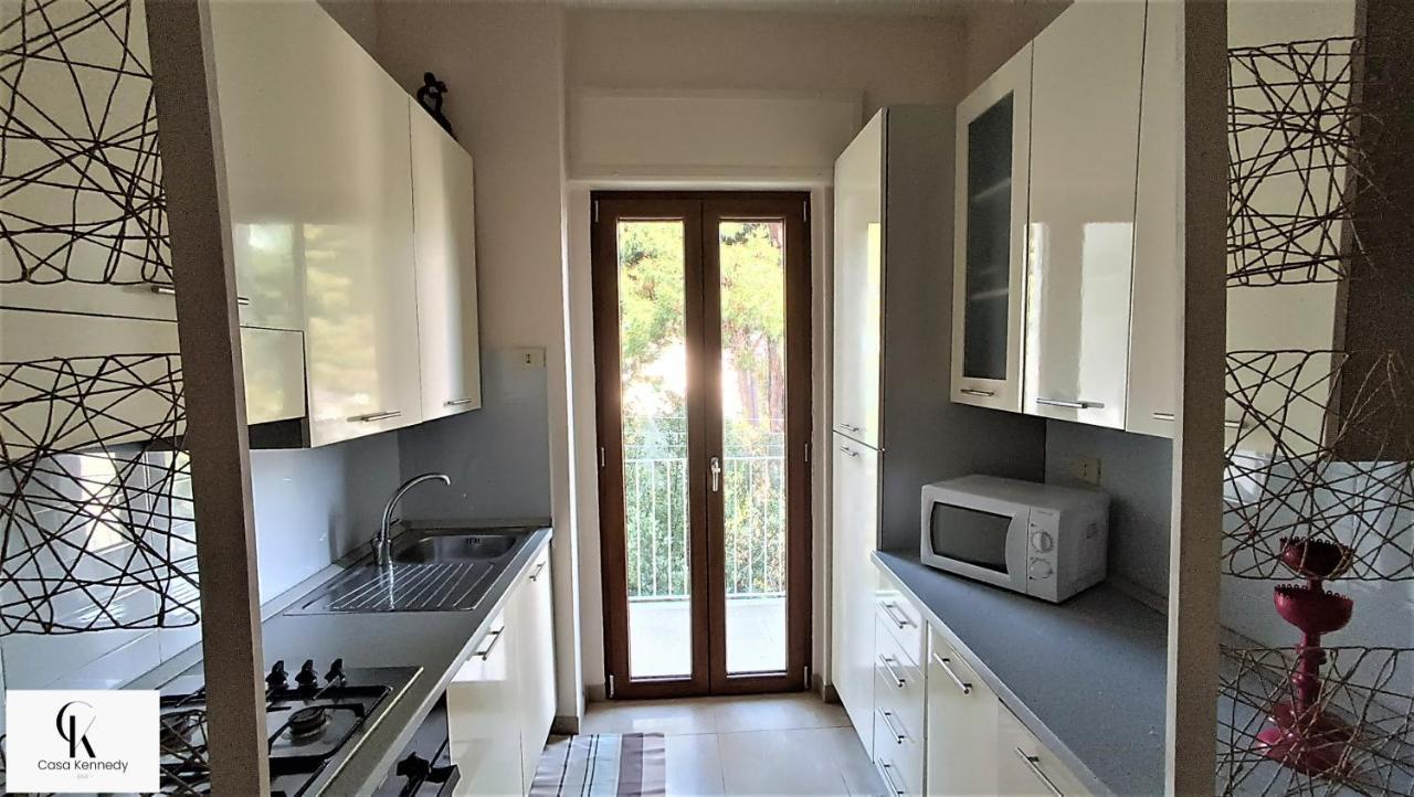 Casa Kennedy Apartment Bari Exterior photo